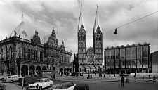 Das Haus der Bürgerschaft Ende der 1960-er Jahre mit Dom und Rathaus © BDA